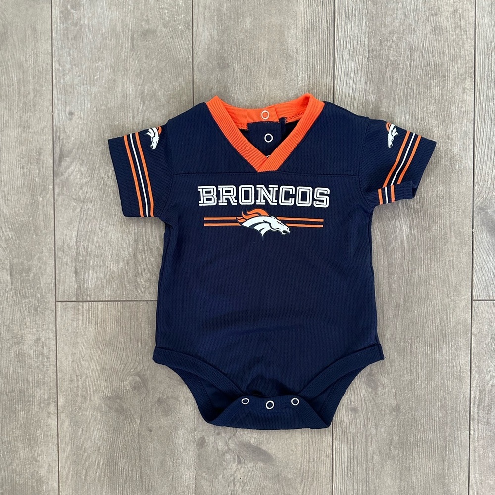 NFL Baby Boys 3-6 Months Denver Broncos Jersey Bodysuit NFL Team Apparel